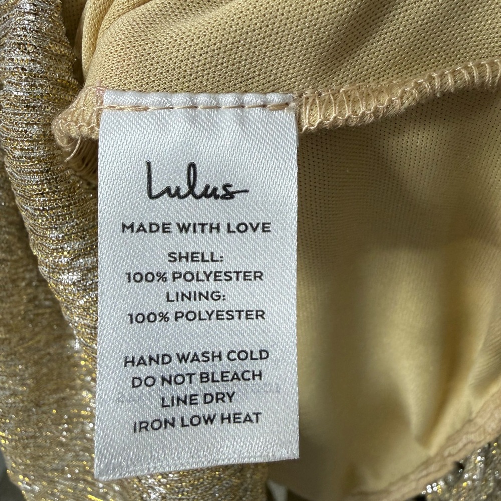 LULU’S NWT Gold Metallic Tiered Maxi Dress Plunge V Neck Flutter Sleeve Formal L - Picture 3 of 9